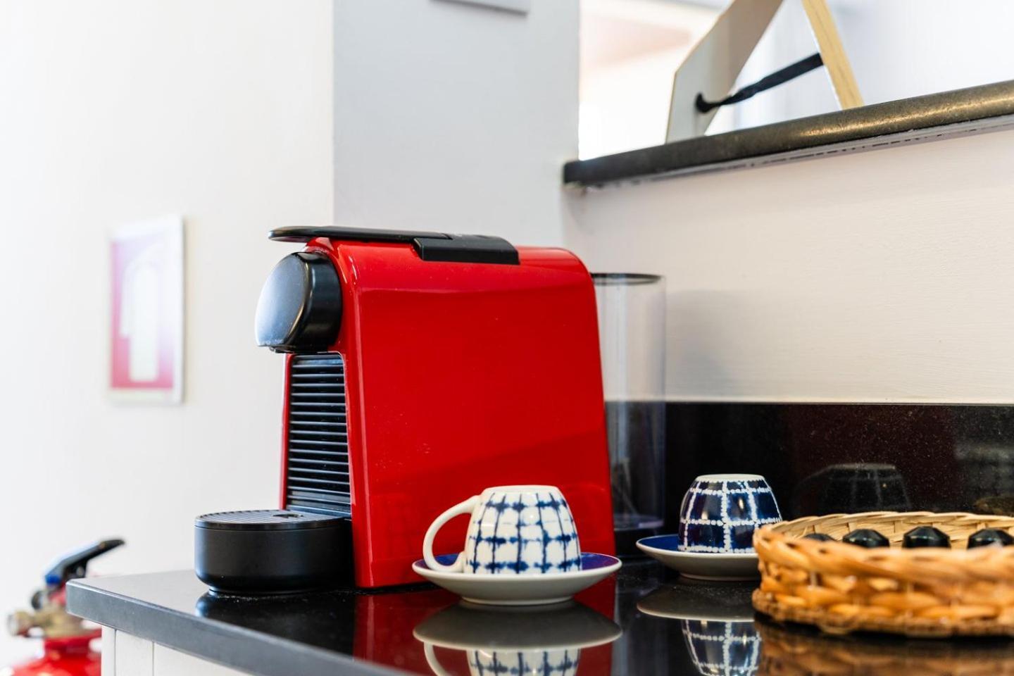 Sunny Getaway In Apartamento *